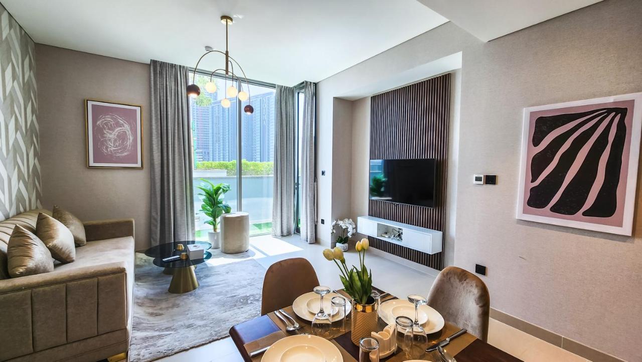By Latinem Luxury 2br Cv B113 Near Burj Khalifa دبي